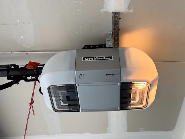 ODEG C (UL TYPE CH IMPORTANT P3 MOTORS LiftMaster Security+2.0°. Choosing garage door service equipment brands for 2027