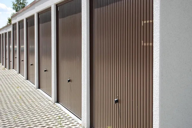 garages, the door, number, magazine, warehouses, magazine, magazine, magazine, magazine, magazine, warehouses, warehouses. Picking a market for a garage door service business